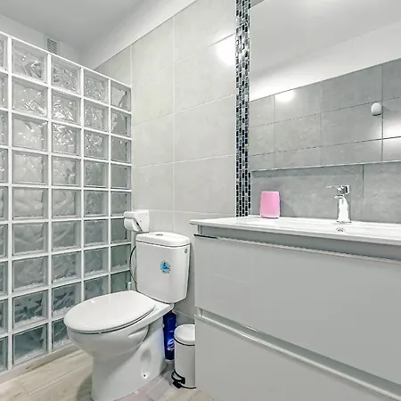 Beautiful Beachfront Apartment Sea View Lejlighed *